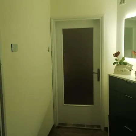 Beautiful House In Historic Location Apartament